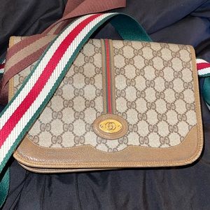 Authentic vintage Gucci crossbody